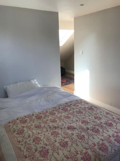 Elegant 3Bed Crouchend In Style With Roof Terrace Apartment London Bagian luar foto